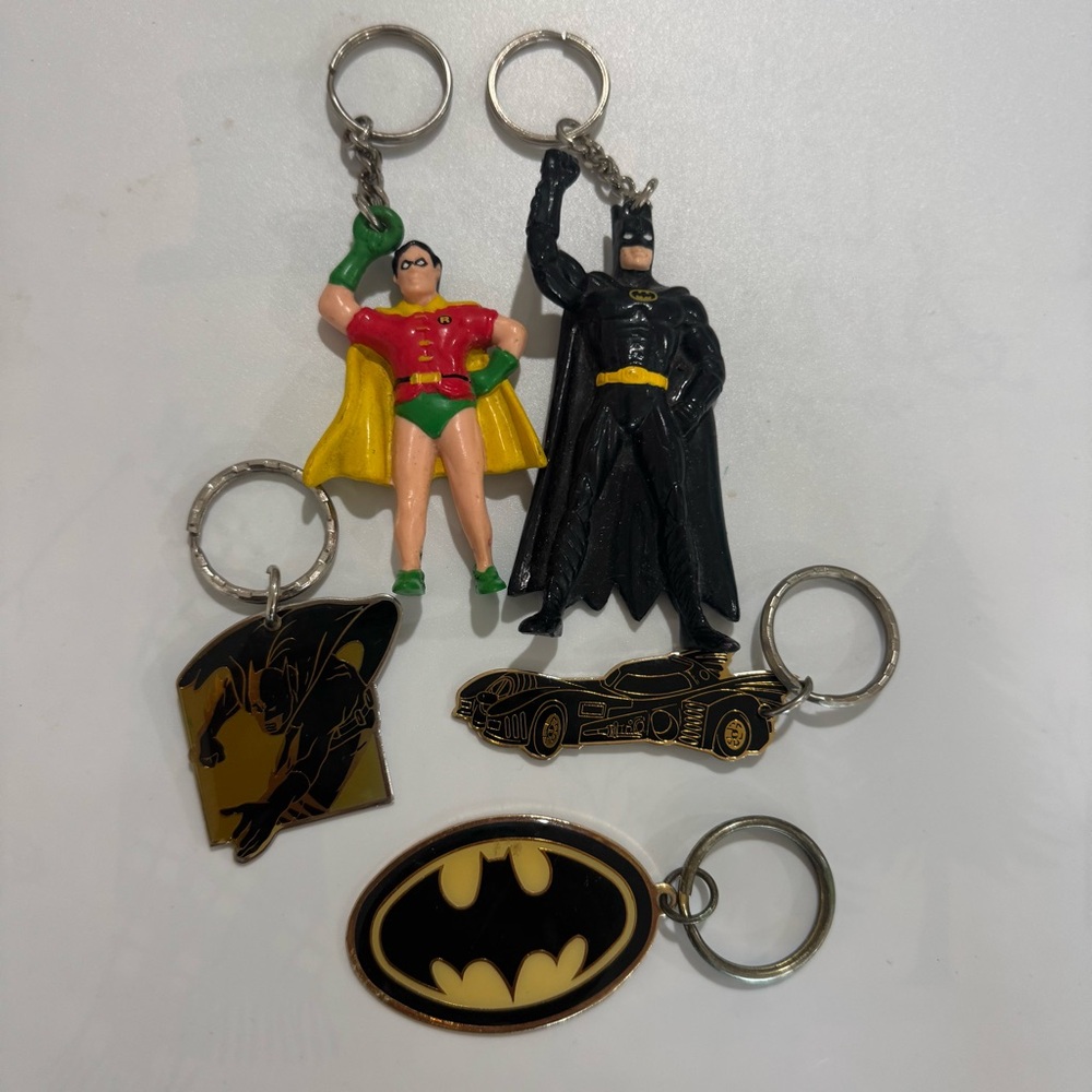 Batman and Robin Keychain Set - Picture 3 of 13